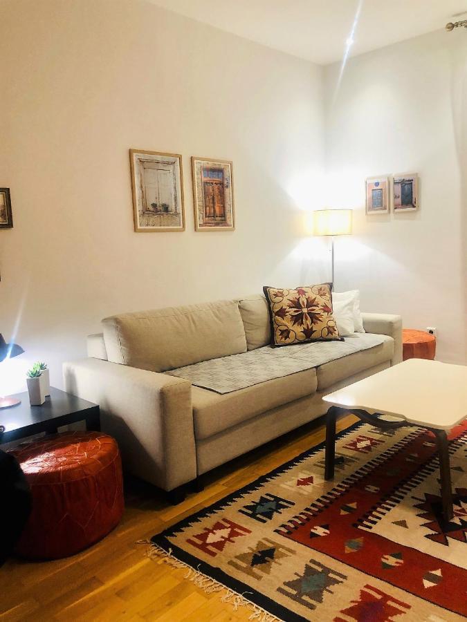 Cozy One-Bedroom Apartment ซาราเยโว ภายนอก รูปภาพ